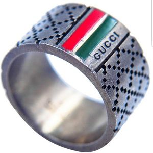 Gucci Jewelry - Gucci Guccissima Cross Stitch Ring
Silver Gucci Jewelry - Gucci Guccissima Cross Stitch Ring
Silver